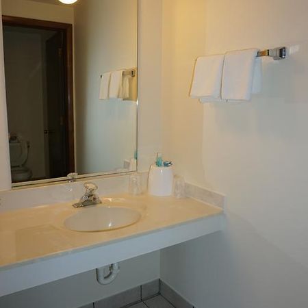 D-Lux Budget Inn Lemont מראה חיצוני תמונה